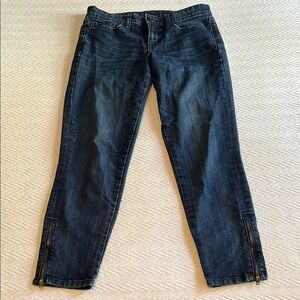 Gap Women's premium Blue Jeans with Zipper Detail Suze (4)/27